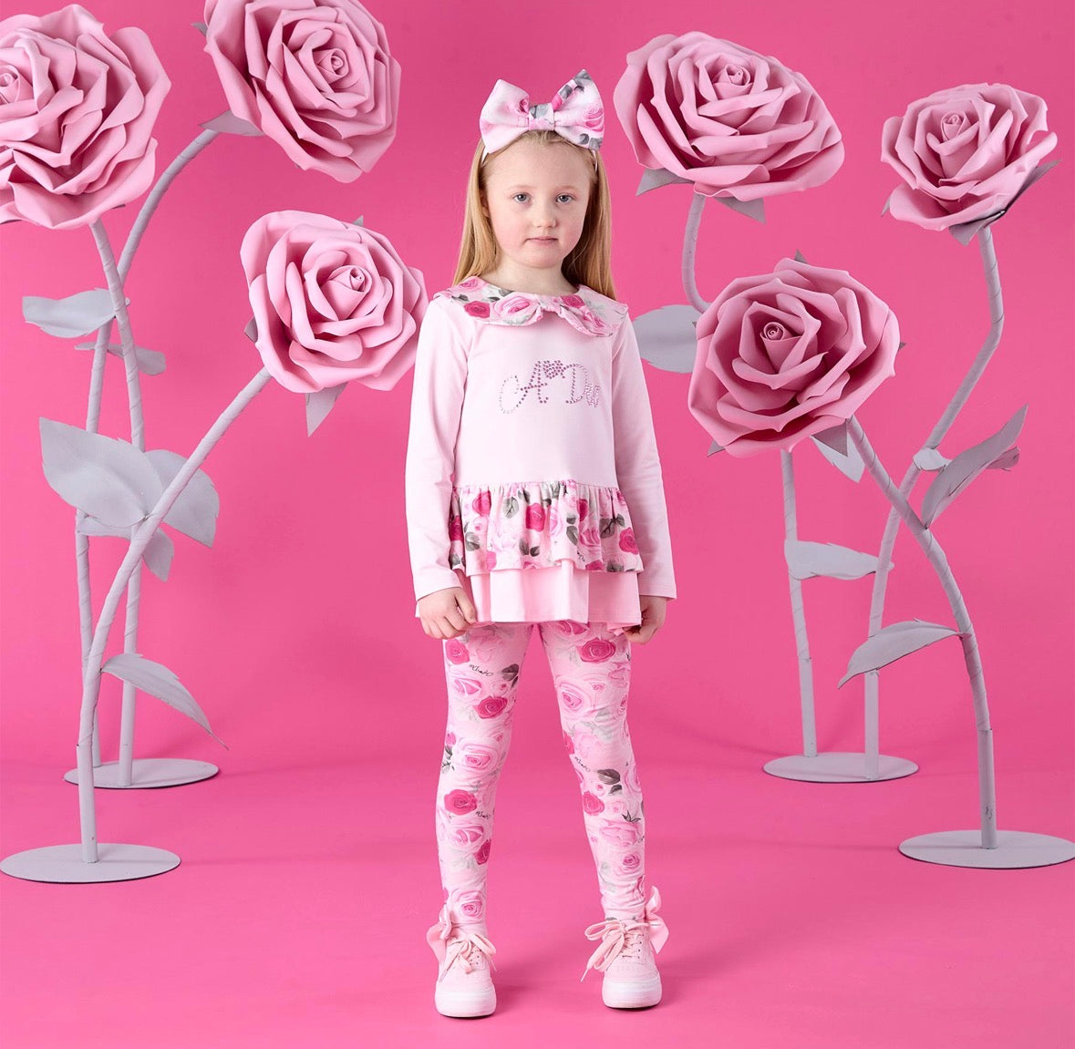 Adee set Adeline