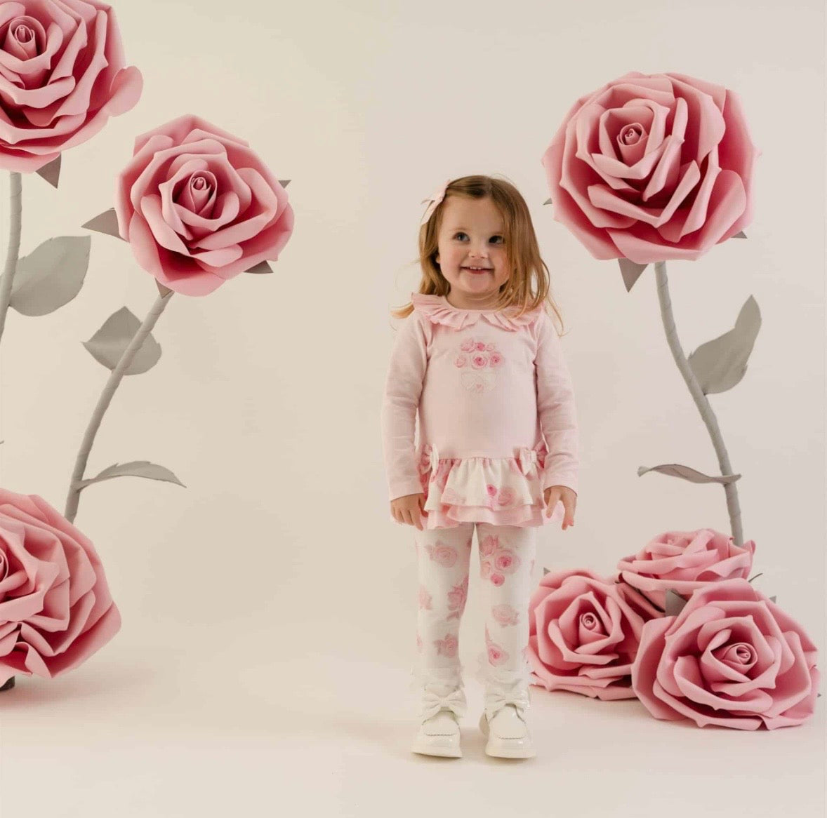 Little a set Daisy