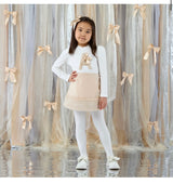 Adee set Andrea