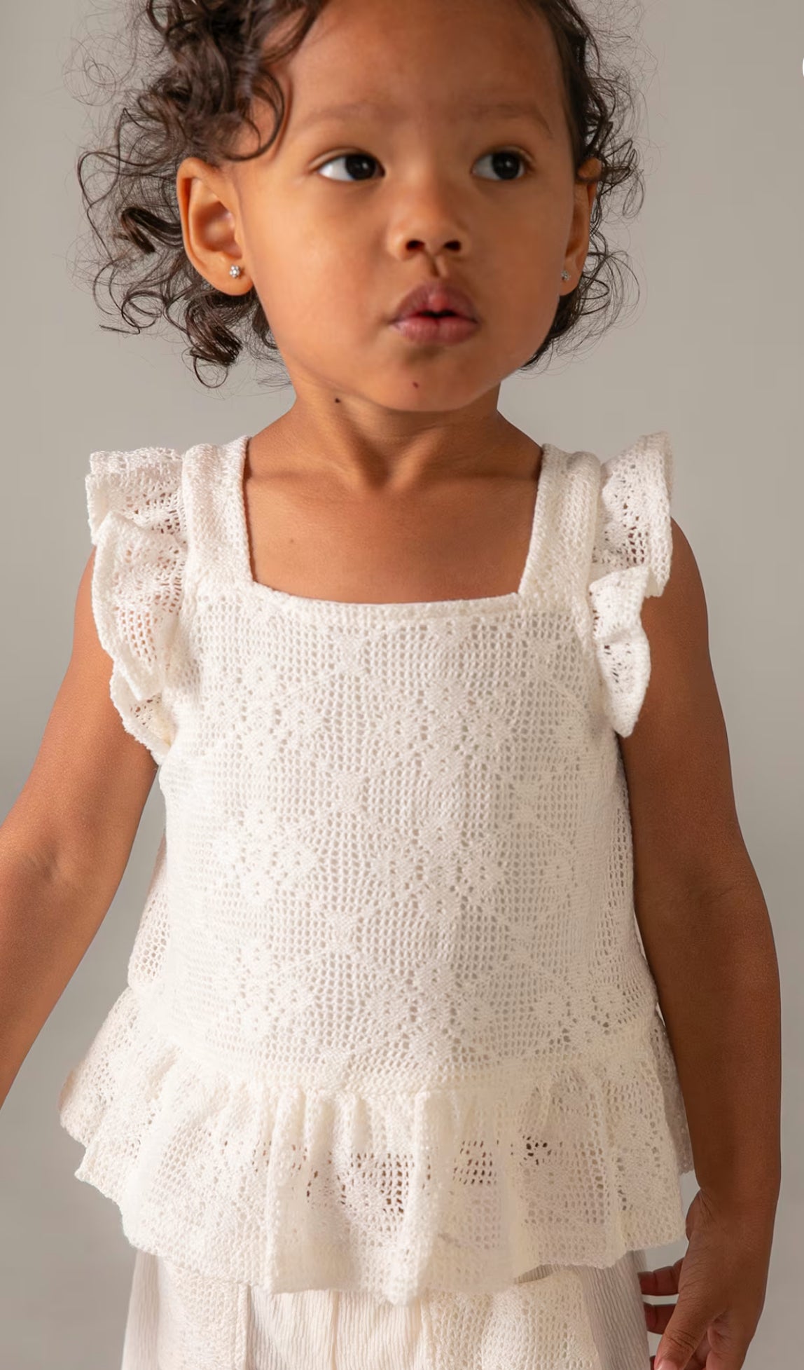 Mayoral crotchet set