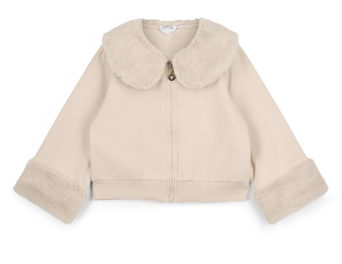 A Dee vest Audrey