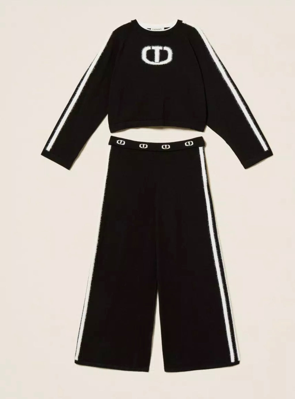 Twinset
