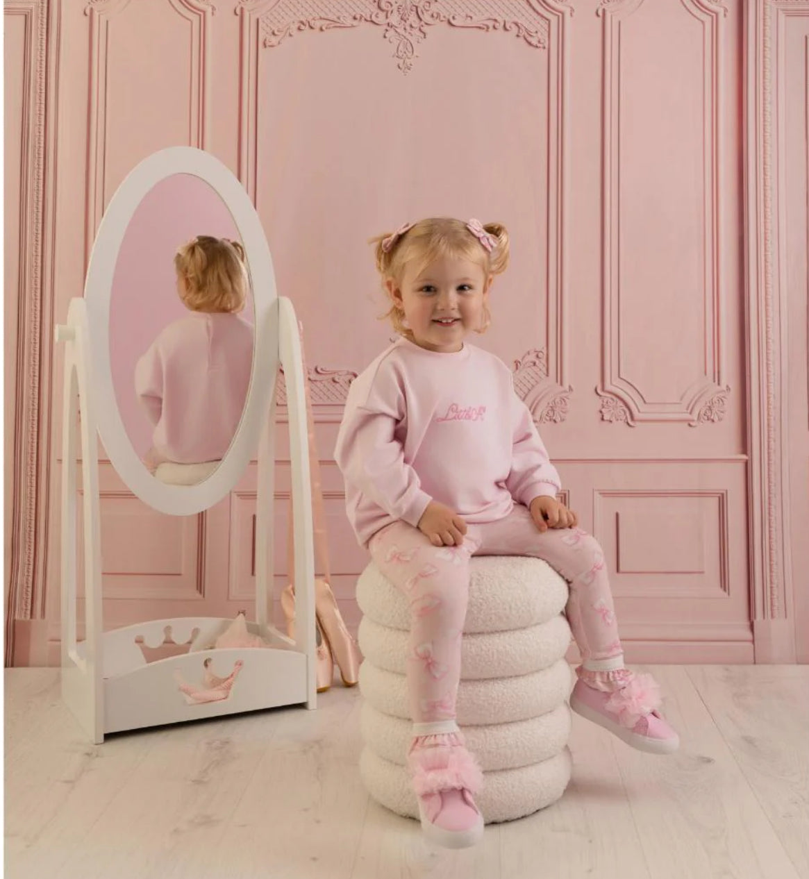 Little A polly set