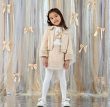 A Dee vest Audrey