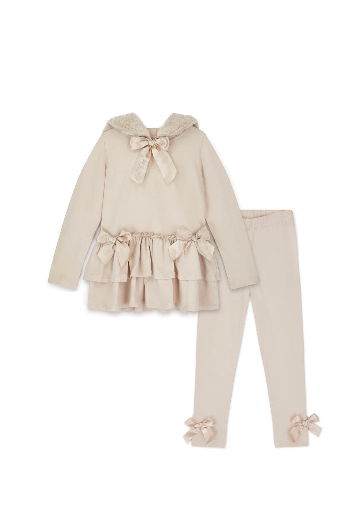 Adee set Alina